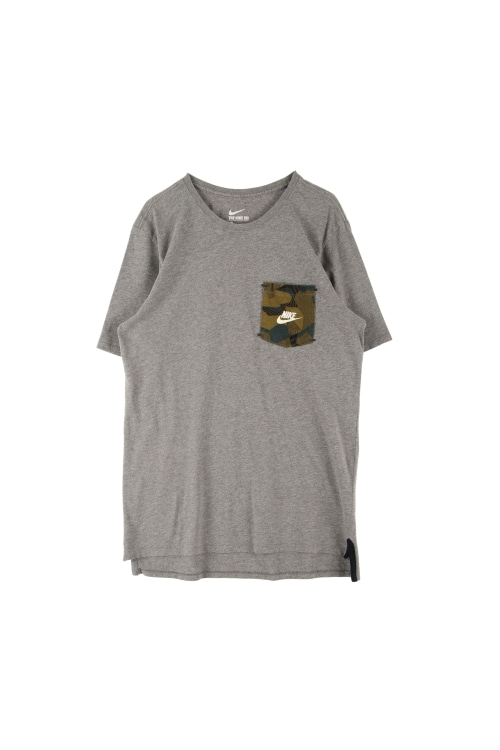 나이키 (Man - M) 코튼 로고 배색 카모 패턴 원포켓 크루넥 반팔 티셔츠
