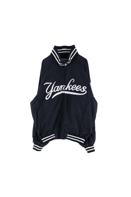 마제스틱 x MLB (Man - L) 나일론 로고 뉴욕 양키스 배색 집업 봄버 자켓